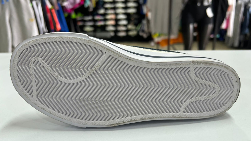 Tenis Nike Court Legacy