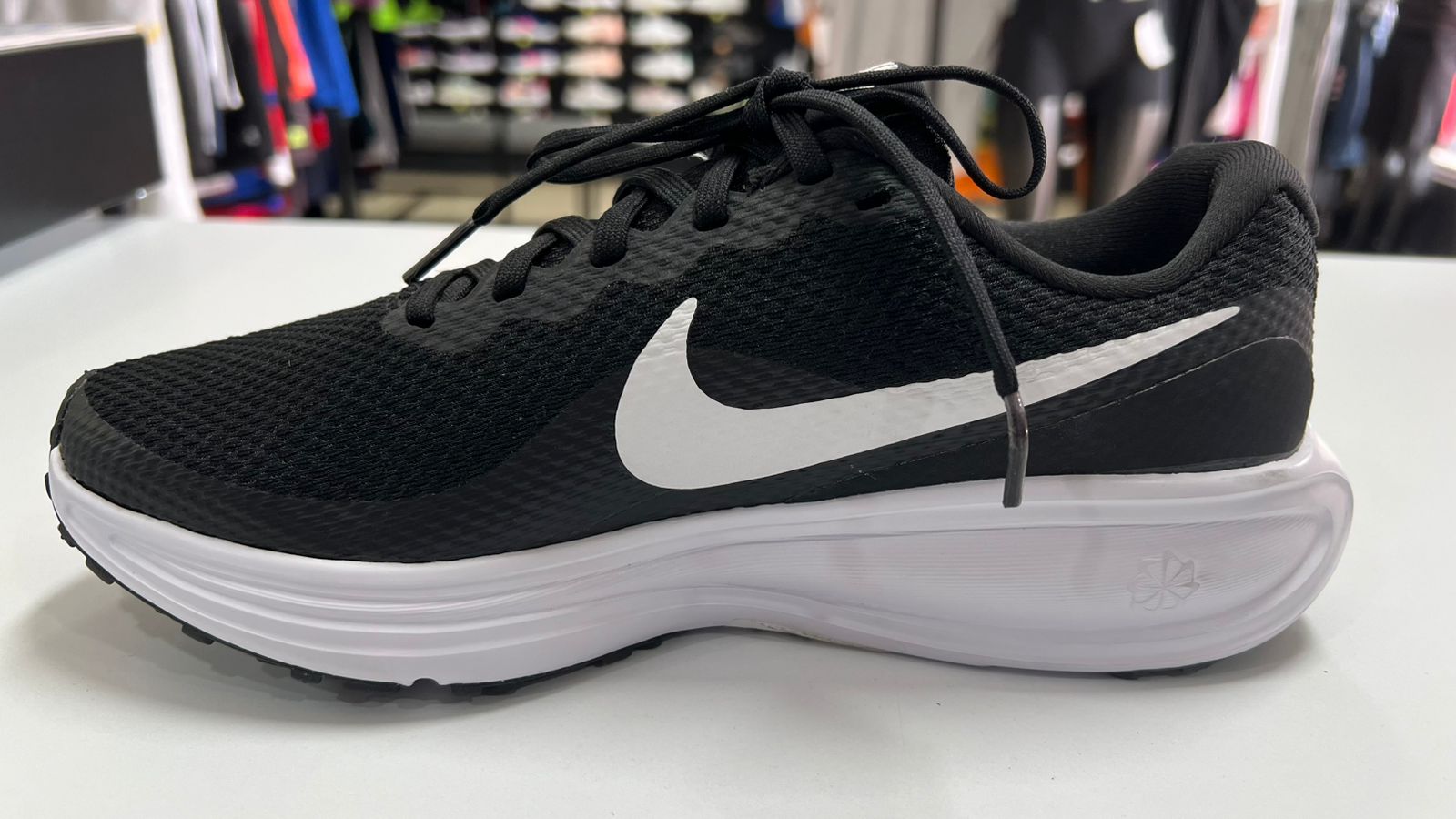 Tenis Nike Revolution 8 | Talla 4MX