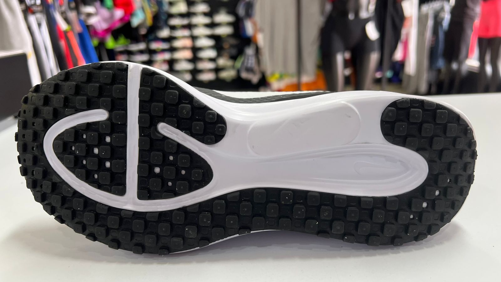 Tenis Nike Revolution 8 | Talla 4MX