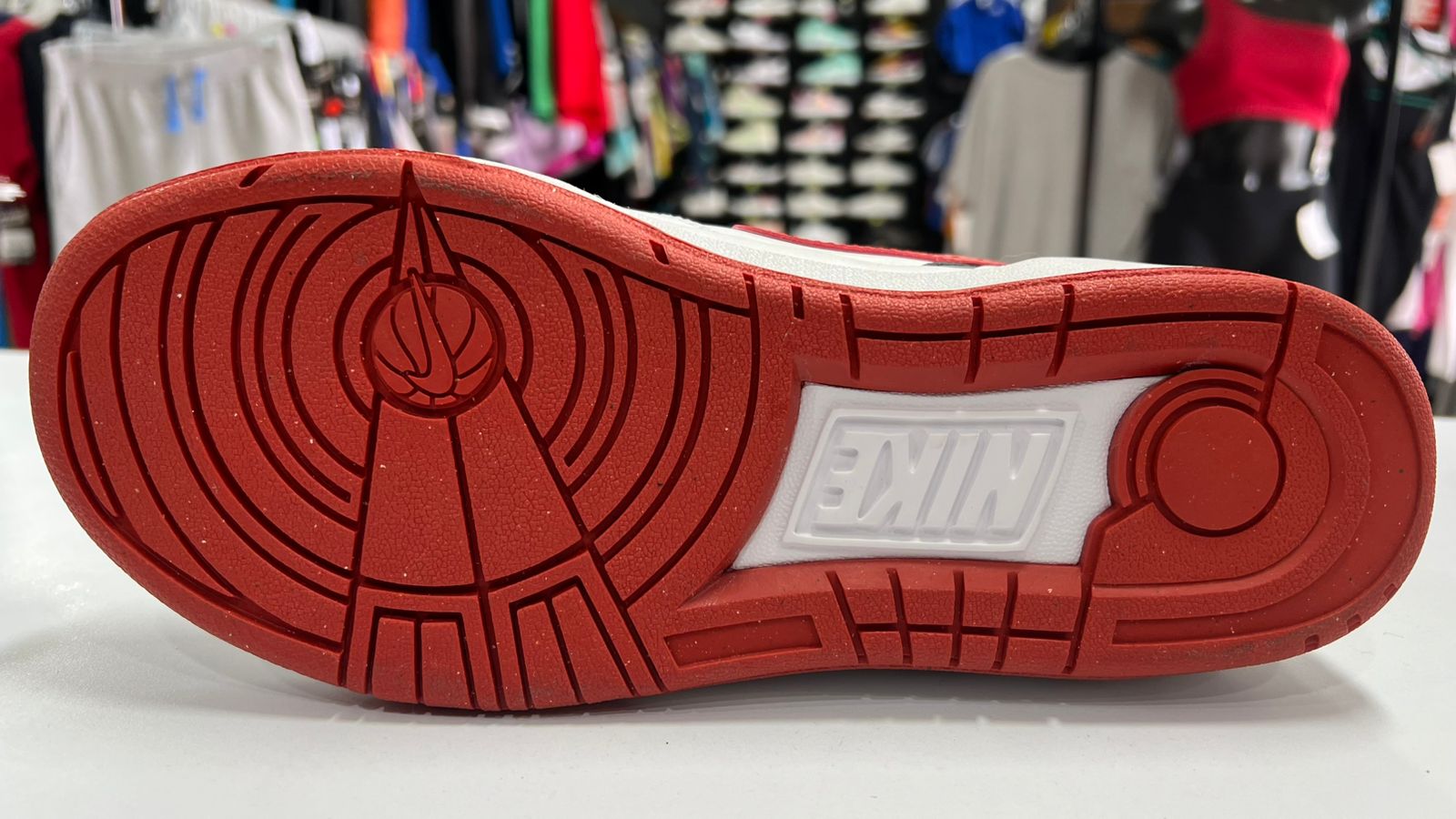 Tenis Nike Full Force Low - Talla 4 MX
